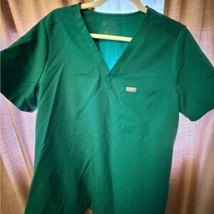 Figs Green scrub top